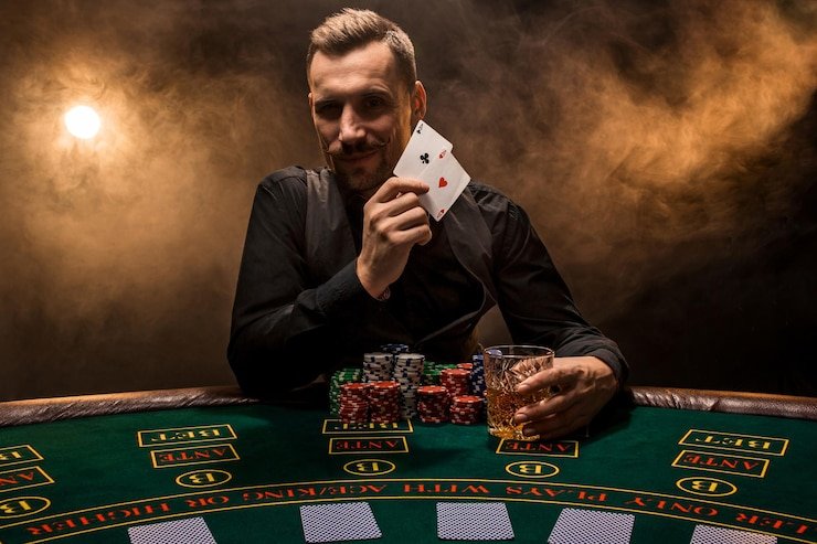 Antarmuka aplikasi koi togel menampilkan permainan Playtech dengan menu navigasi yang intuitif